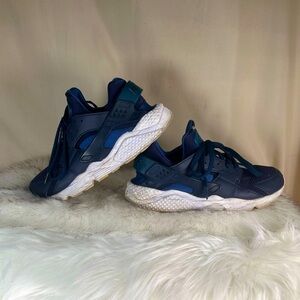 Nike Blue Athletic Sneakers